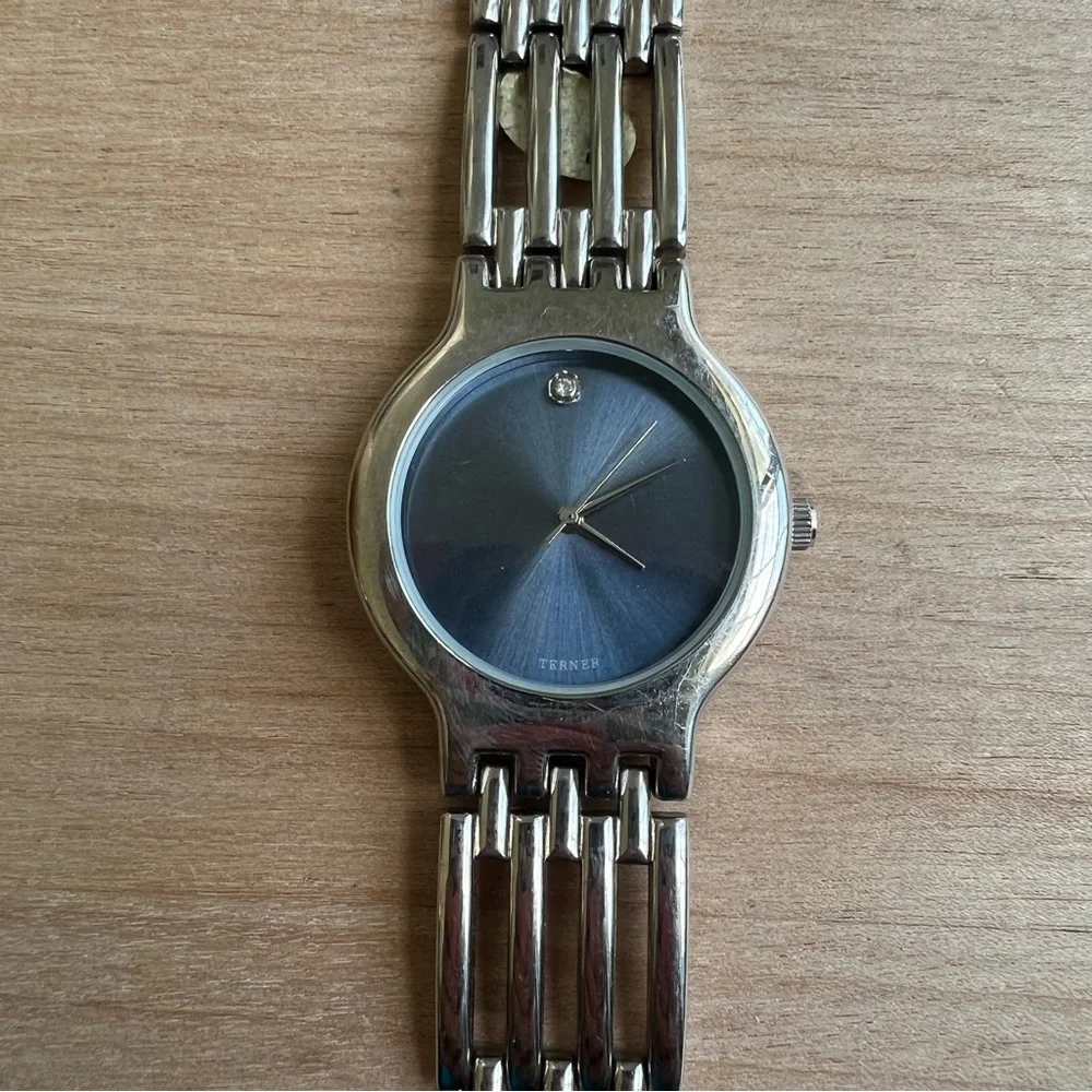 Bijou terner men’s silver tone diamond museum style mens watch NEW BATTERY